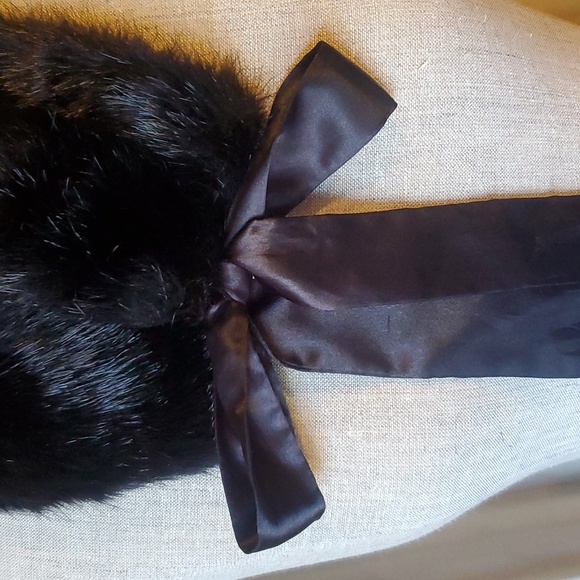 Faux Fur Belt or Stole - Picture 9 of 14